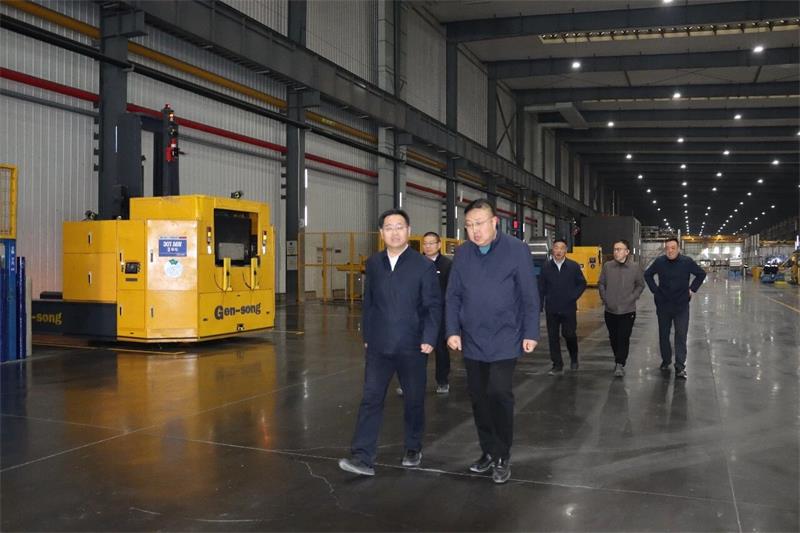 鞏義市委書記、市長郭程明蒞臨明泰鋁業慰問一線員工
